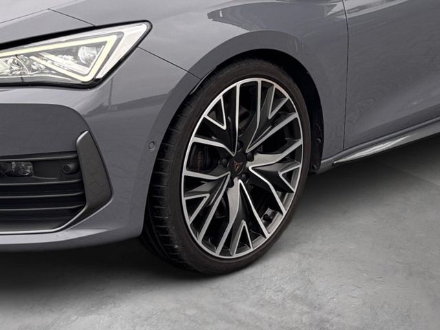 Leon VZ 2.0 TSI Pano Paket-XL Memory Carbon ACC