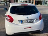 Peugeot 208 1.6 Style e-HDi FAP 92 Stop&Start Style - Peugeot 208 von privat