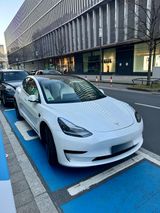 Tesla Model 3 Standard-Reichweite Plus - Hinterrad...