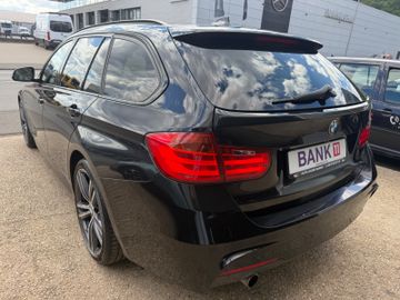 BMW 320 - 4