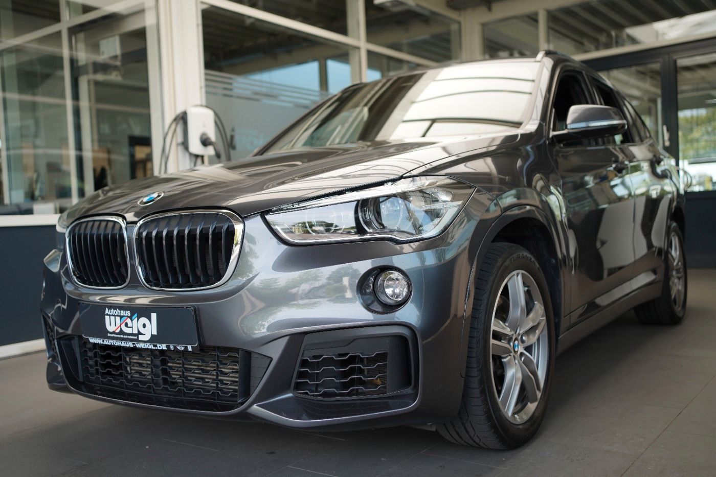 Fahrzeugabbildung BMW X1 20iA M Sport +KlimA+LED+LM+Navi+PDC+++