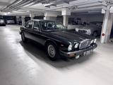 Jaguar Daimler Double Six - schwarze Jaguar Daimler