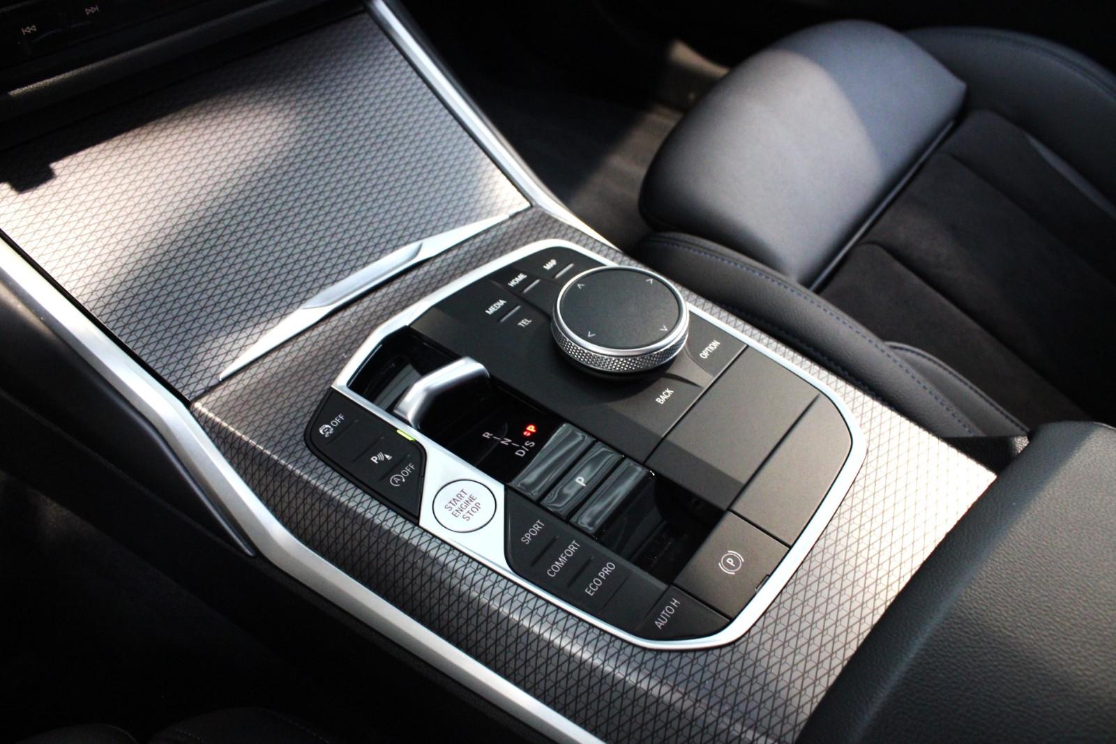 BMW 318i TOURING 156CH M SPORT