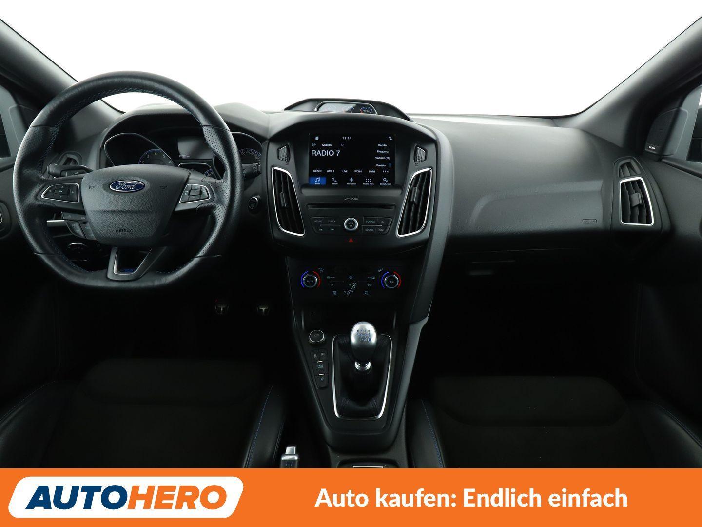 Ford Focus 2.3 EcoBoost RS *NAVI*BI-XENON*TEMPO*SONY