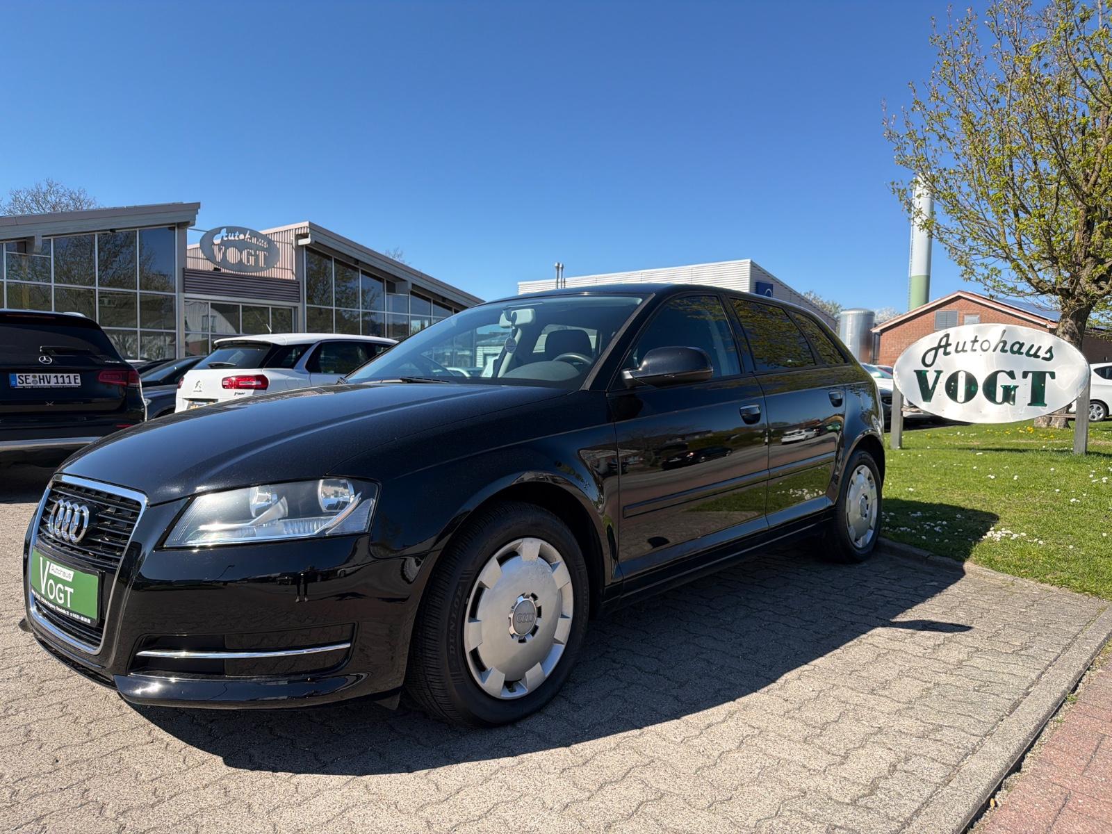 Audi A3 Sportback 1.2 TFSI Attraction TEMP/SHZ/1.HD