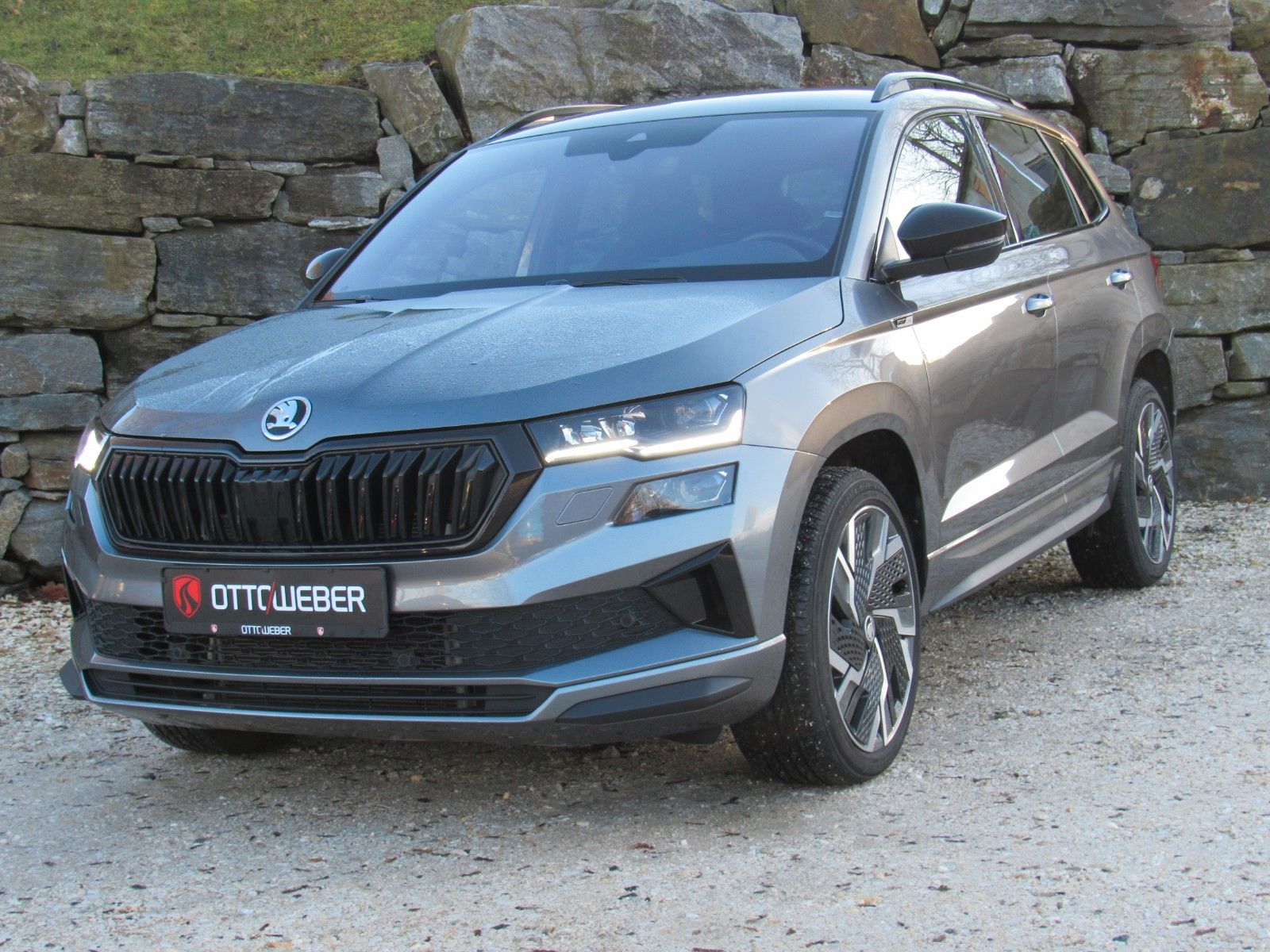 Skoda Karoq 2.0 TDI DSG Sportline 4x4 AHK NAVI ACC imagem 3