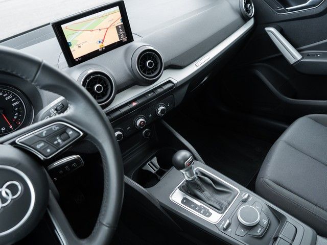 Q2 35 TFSI GJR+NAVI+SZH-VORNE