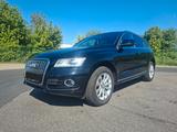 Audi Q5 8R 2.0 TFSI tiptronic quattro - - Audi Q5 mit Benzin-Antrieb: 8r