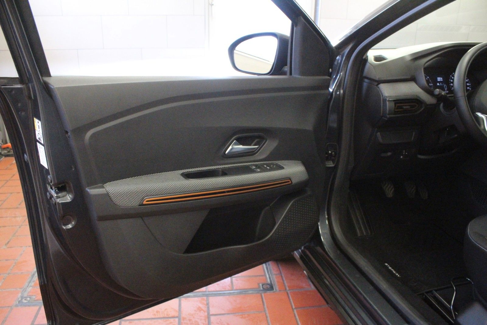 Fahrzeugabbildung Dacia Sandero TCe 90 Stepway Comfort *PDC / Kamera