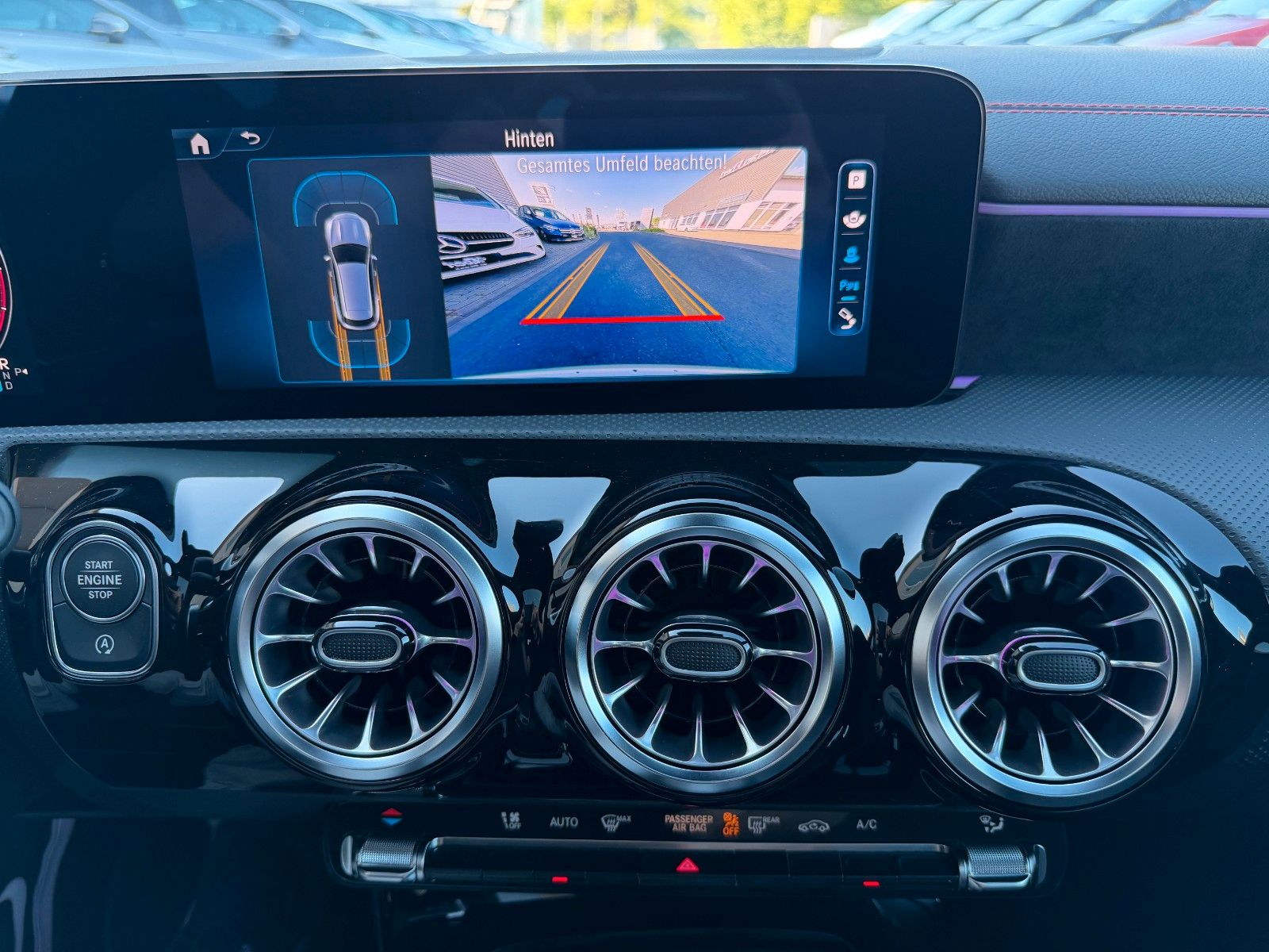 Fahrzeugabbildung Mercedes-Benz CLA 220d SB AMG+Pano+Distr+AHK+Night+Ambiente