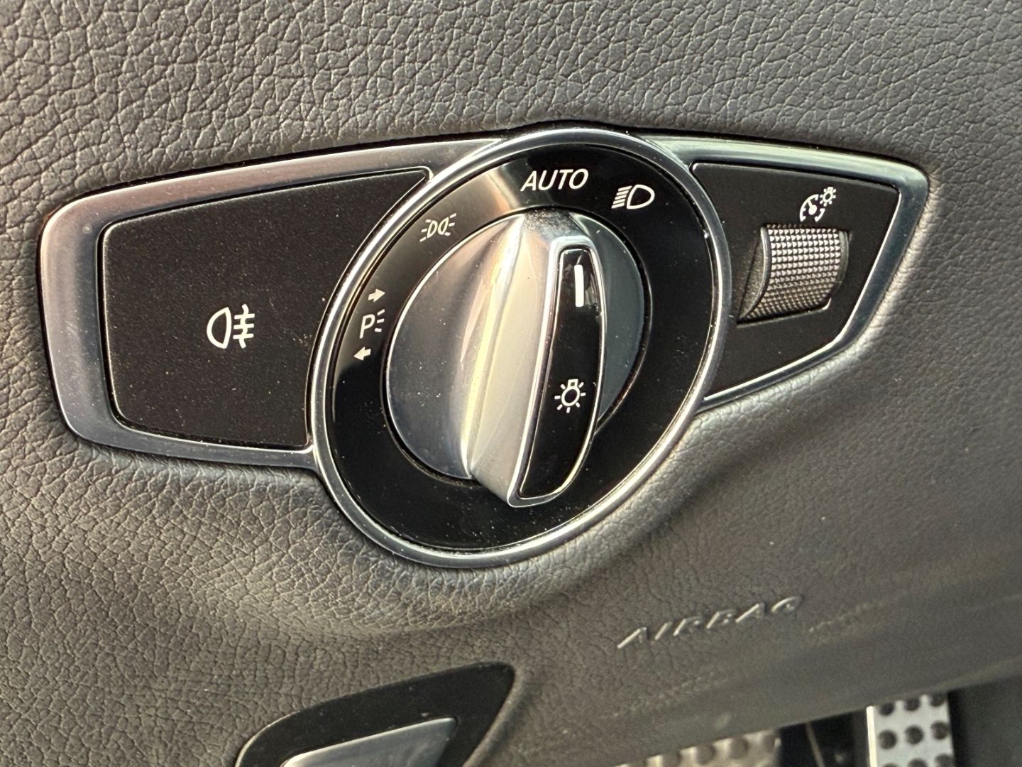 MERCEDES-BENZ E 63 AMG 4Matic EU6d-T HUD Luftfederung AD Nivea - Image 20