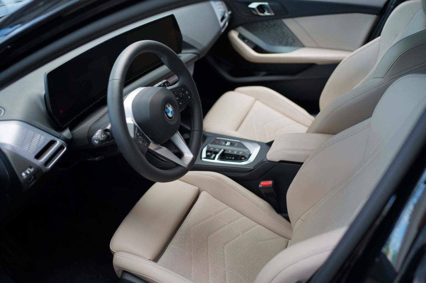 Fahrzeugabbildung BMW 120d +LED+Komfortzugang+DrivingAssist+Aktivsitz+