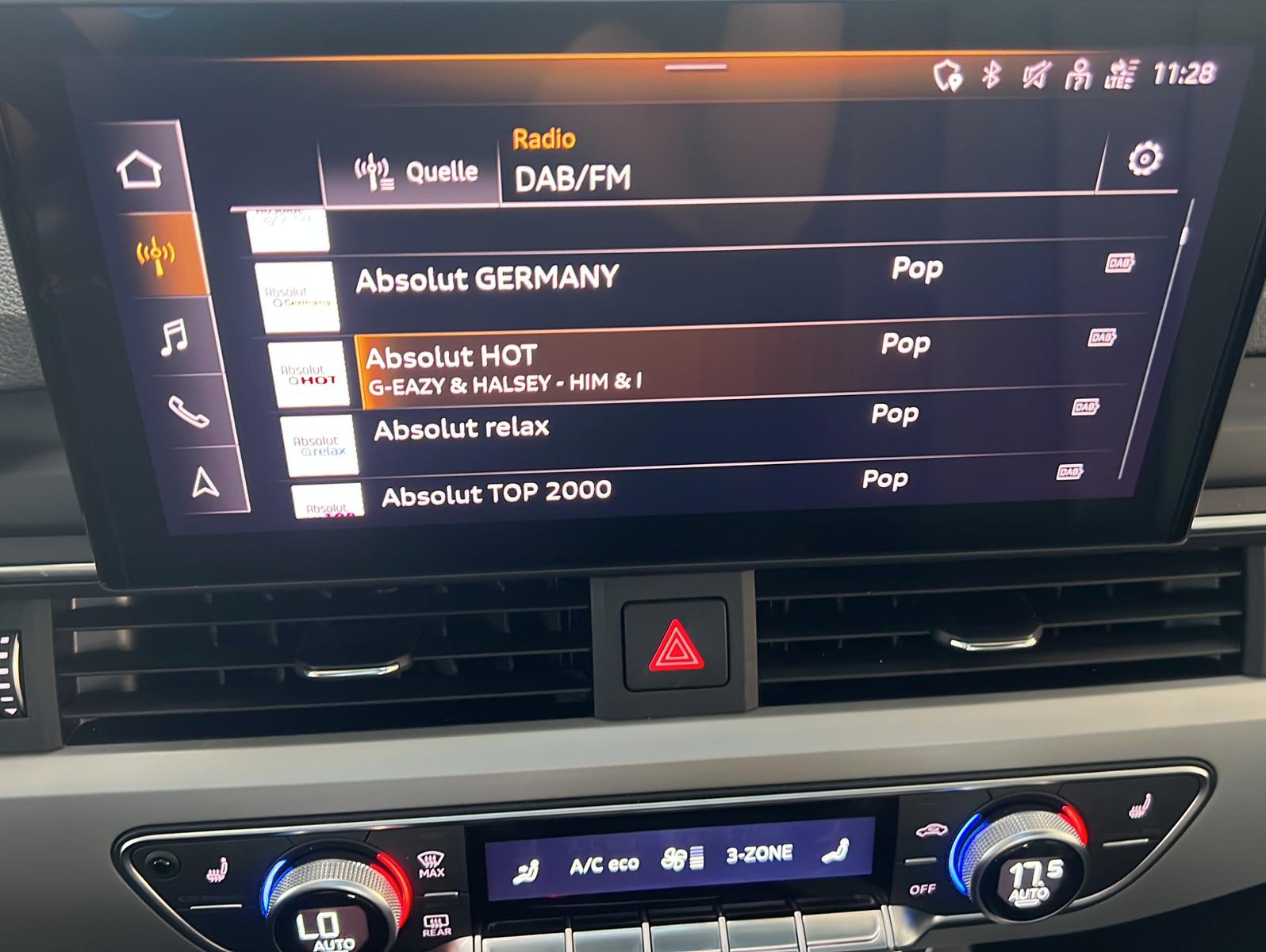 Audi A4 40 TFSI quattro M-HEV*Navi*Leder*KeyGo*LED