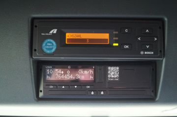 MAN TGL 12.250 KÄSSBOHRER-5 PKW-VOLLAUSSTATTUNG-