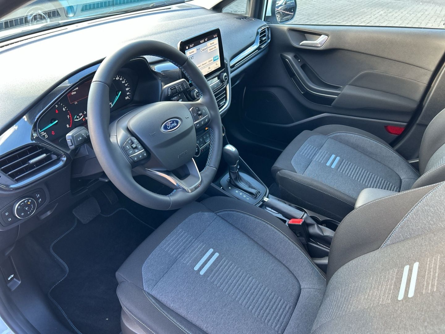 Fahrzeugabbildung Ford Fiesta ActiveX 1.0 EcoBoost Mild-Hybrid 125PS Au
