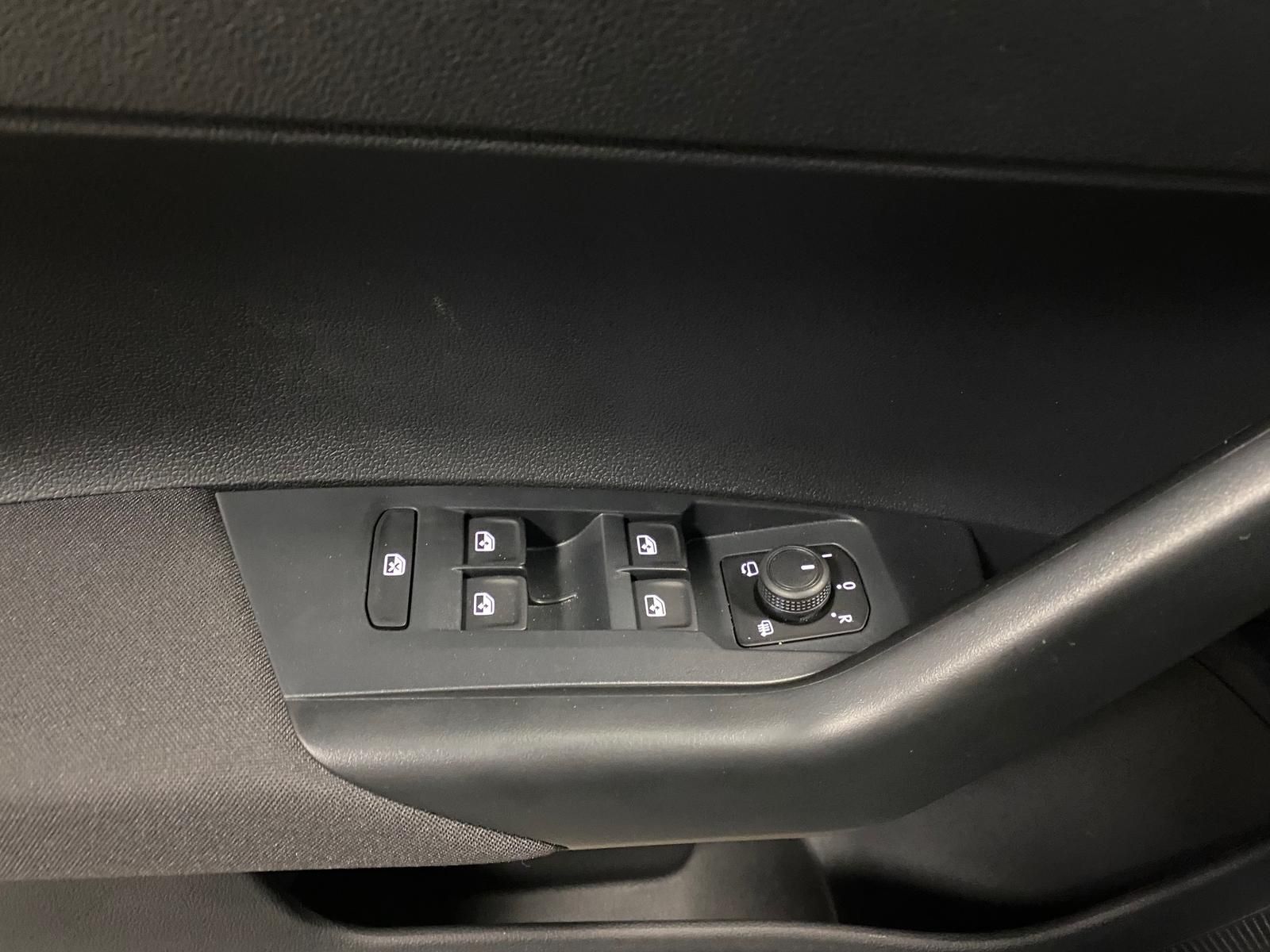 Fahrzeugabbildung Volkswagen Polo 1.0 TSI Life Android Auto+APP+PDC+KAMERA+SI