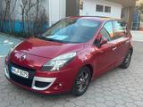 Renault Scenic Avantage 2009 1.9 dCi TOP AUTO* - Renault Scenic Avantage mit Diesel-Antrieb