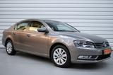 Volkswagen Passat BlueMotion+PDC+AHK+SHZ+69.900KM - gebrauchte VW Passat aus dem Jahr 2011