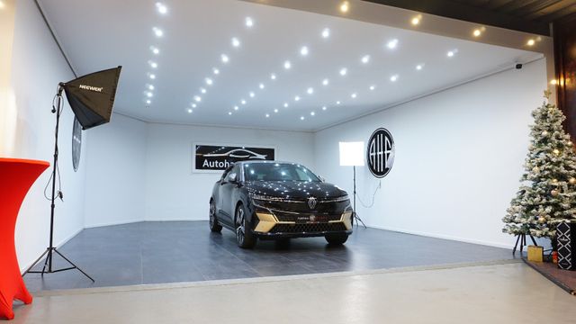 Renault Megane E-Tech Electric Iconic*360*H&K*Carplay*