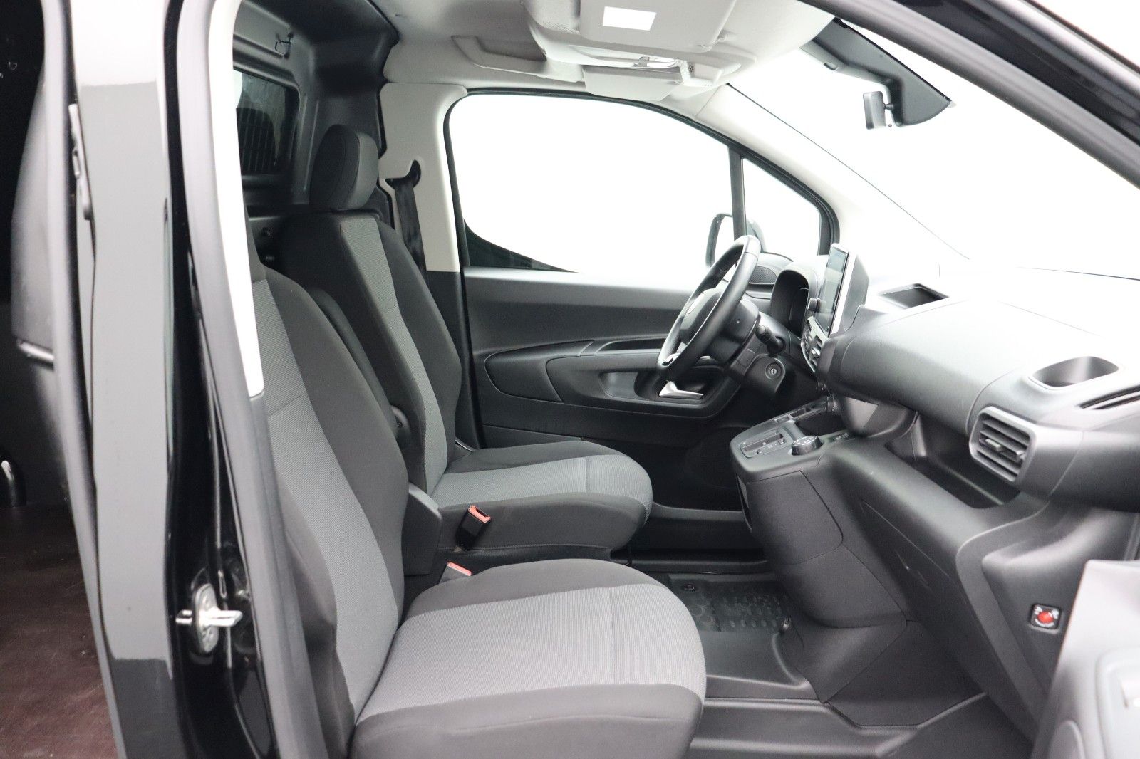 Fahrzeugabbildung Fiat E- Doblò Cargo L2 KAWA AHK Kamera