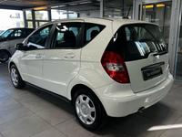 Mercedes-Benz A 160 NAVI PARKTRONIC KLIMAANLAGE+SITZHEIZUNG+++