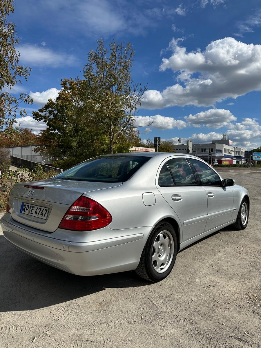 Mercedes-Benz E 220 CDI Classic