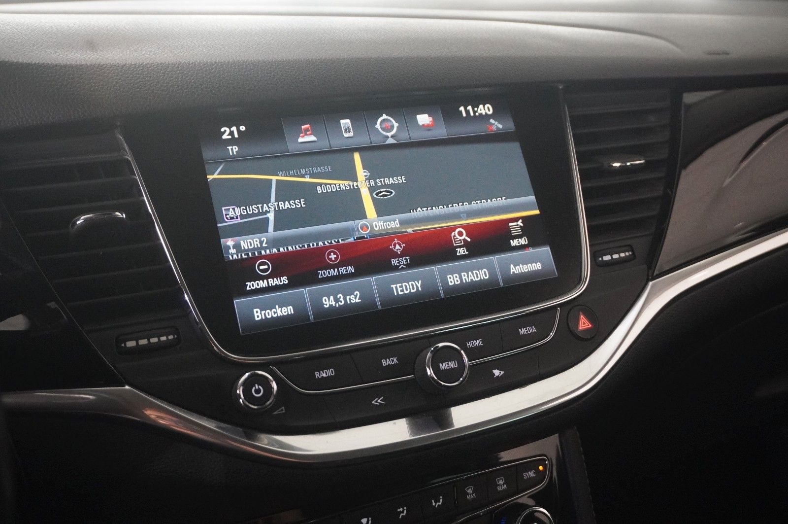 Fahrzeugabbildung Opel Astra K Lim. 1.4T INNOV. NAVI/LED/KAMERA/SH/TEMP
