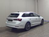 Skoda Octavia Kombi 2.0 TDI Style Navi LED AID RFK HuD - mit Diesel-Antrieb: Partikelfilter