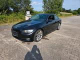 BMW Bmw 330i Coupe e92, Tüv neu, 8fach bereift - BMW 330 aus 2009: 330i