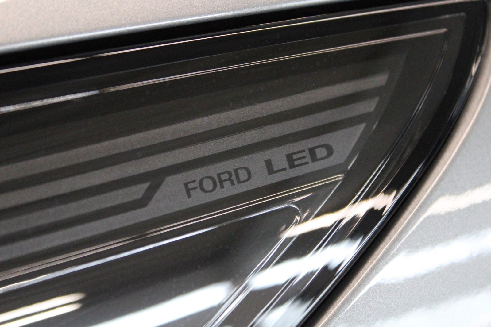Fahrzeugabbildung Ford Kuga ST-Line AUTOMATIK 5Jahre 150.000km Garantie