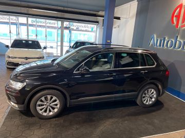 Volkswagen Tiguan - 5