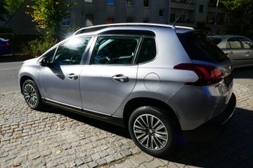 Fahrzeugabbildung Peugeot 2008 Active #Zahnriemen bei 78Tkm erneuert.