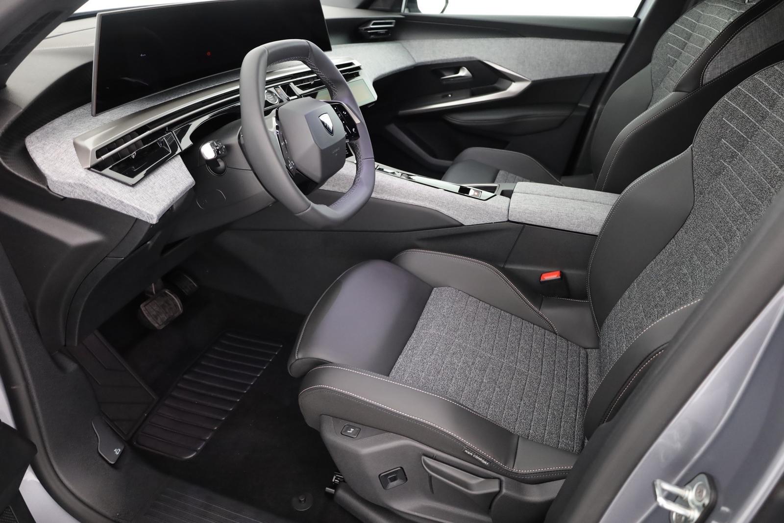Peugeot 3008 1.2 Hybrid 145 Aut. LED ACC Navi 360°
