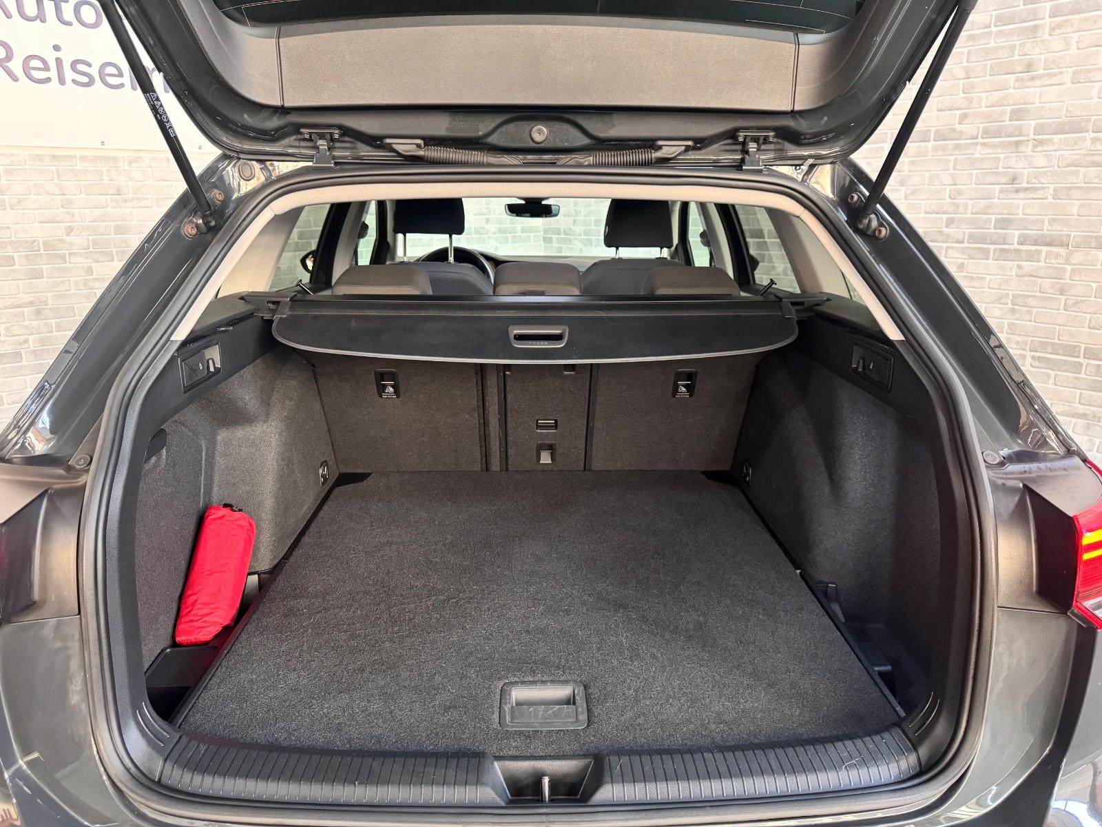 Volkswagen Golf VIII Variant Life 2.0 TDI, миниатюра 27