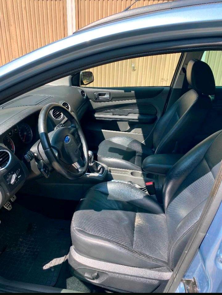 Ford Focus 2006 — photo 7