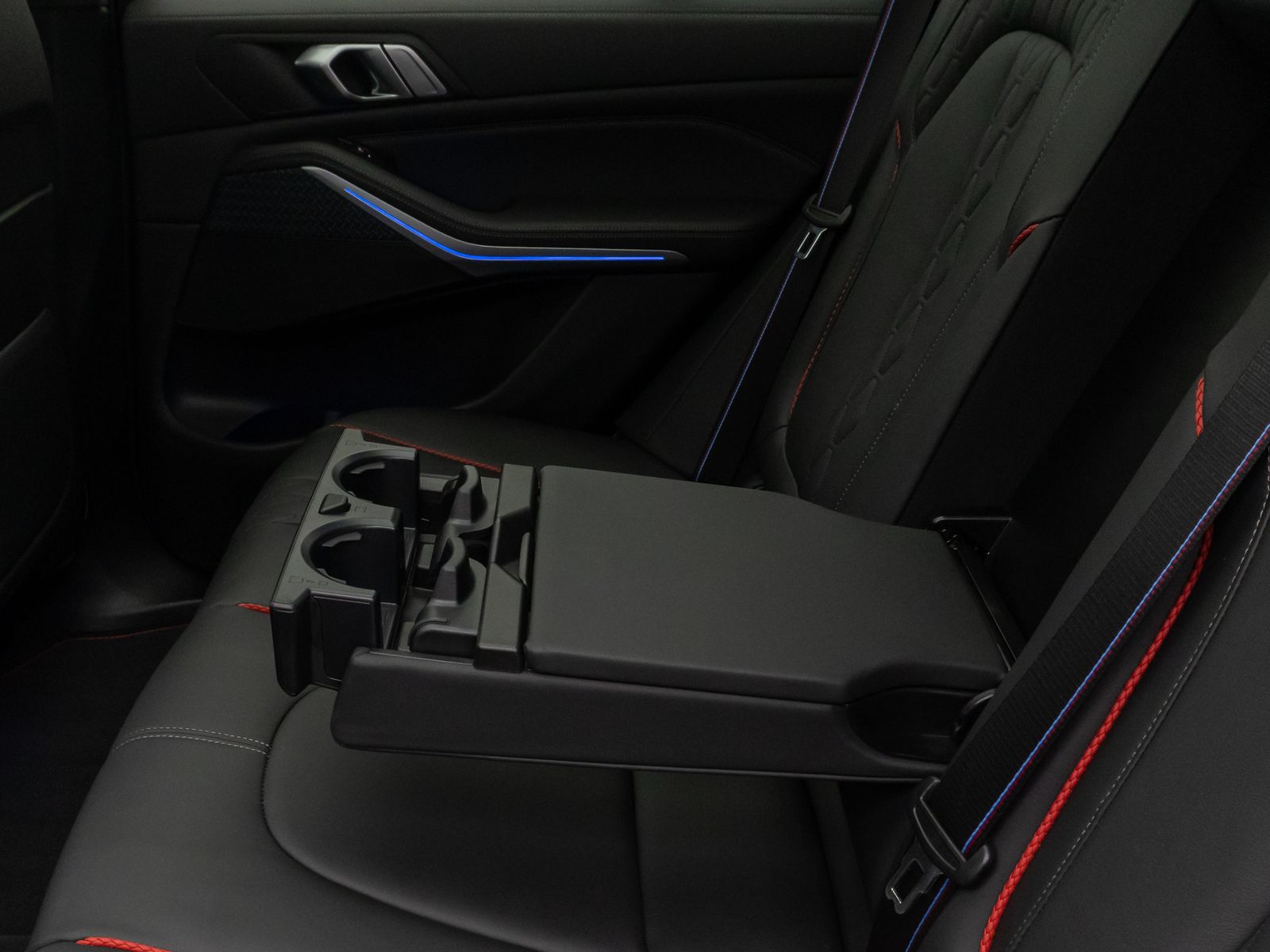 Fahrzeugabbildung BMW X5 xD40d M Sport SpecialEdition 360°Panorama HUD