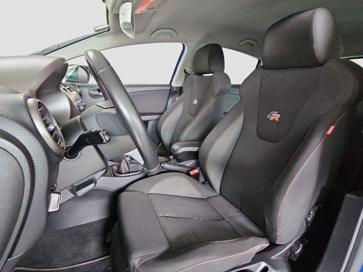 Seat Leon FR 2.0 TFSI 211ch - Navi - Carnet entretien - Bi-xénon - Suspension sport