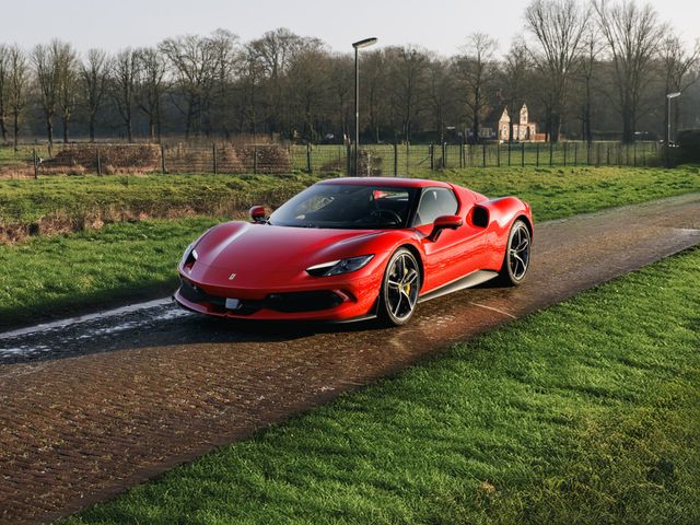 Ferrari 296 GTB 3.0 V6, Carbon, JBL, Lift