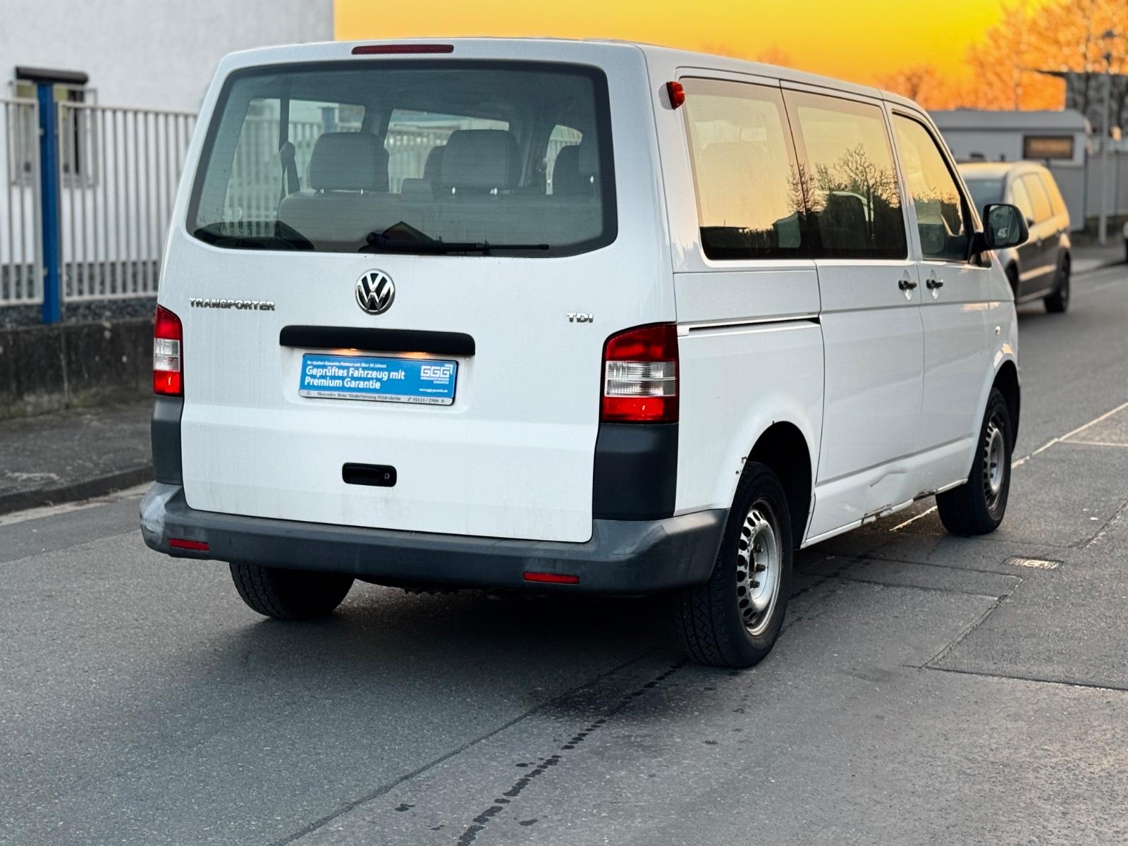Volkswagen Transporter 2011 — двигун 1.968 cm³, 84 HP (62kW)
