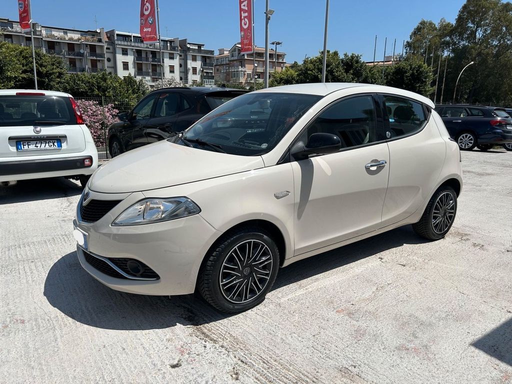 Image of Lancia Ypsilon