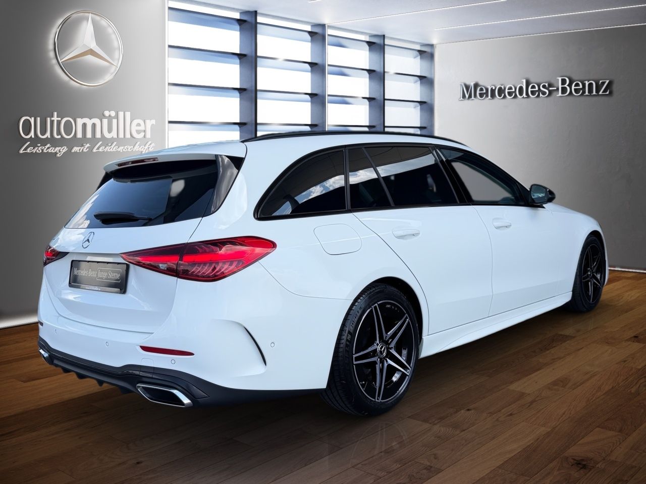 Fahrzeugabbildung Mercedes-Benz C 180 T AMG+NIGHT+PANO+AHK+LENKRADHEIZ+