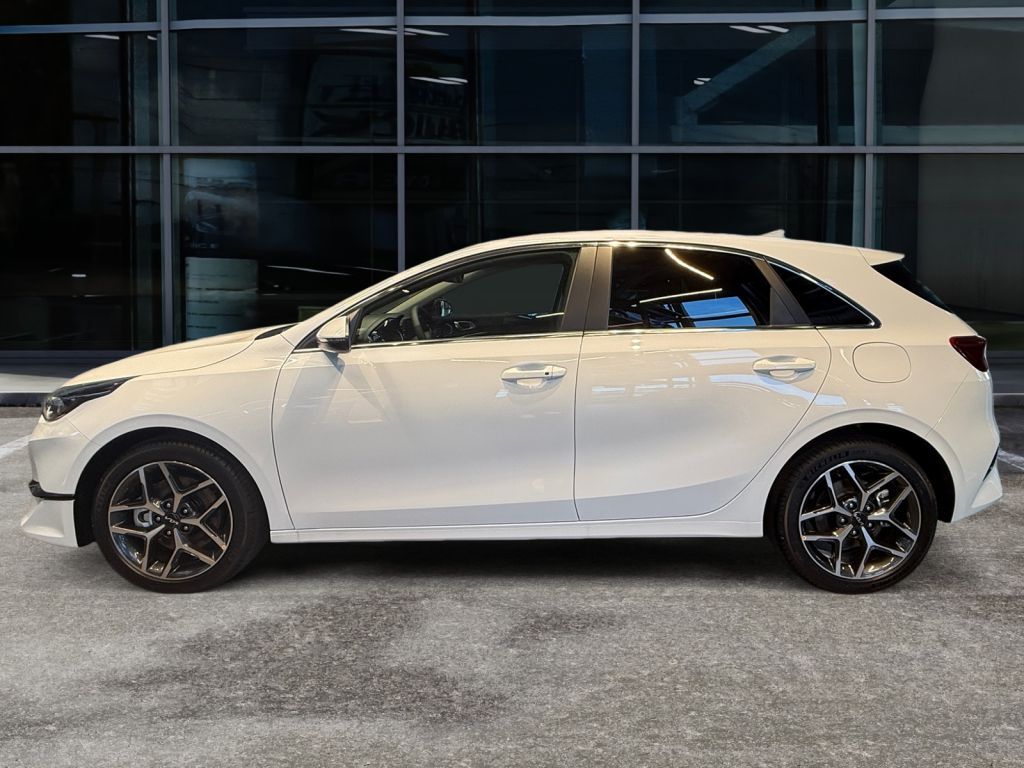 Fahrzeugabbildung Kia Ceed 1.5 T-GDI (48V Mild-Hybrid) DCT7 Ultimate E