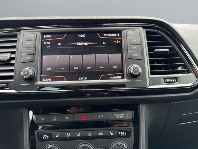 Ateca 4Drive *AHK-klappbar Navi Digitales Cockpi