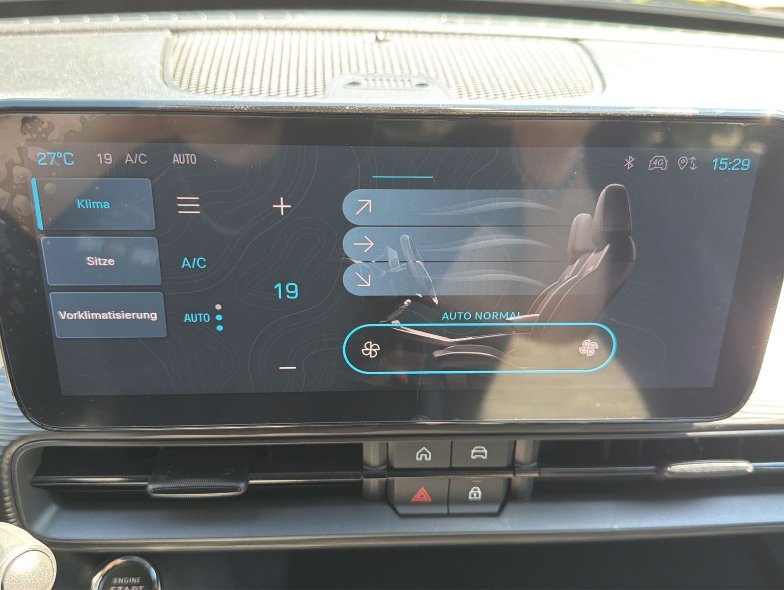 Fahrzeugabbildung Jeep Avenger Longitude Electric/ Automatik/ 54kW