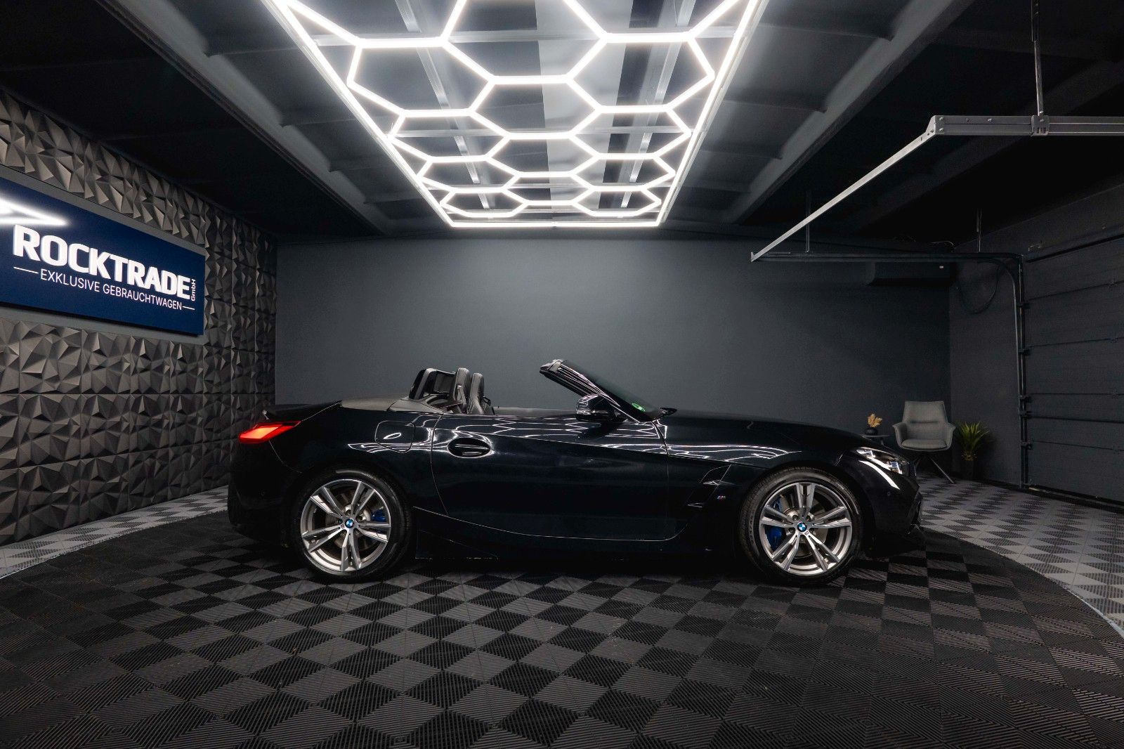 Fahrzeugabbildung BMW Z4 Roadster sDrive 30i M Sport *LED*Memory*H&K*