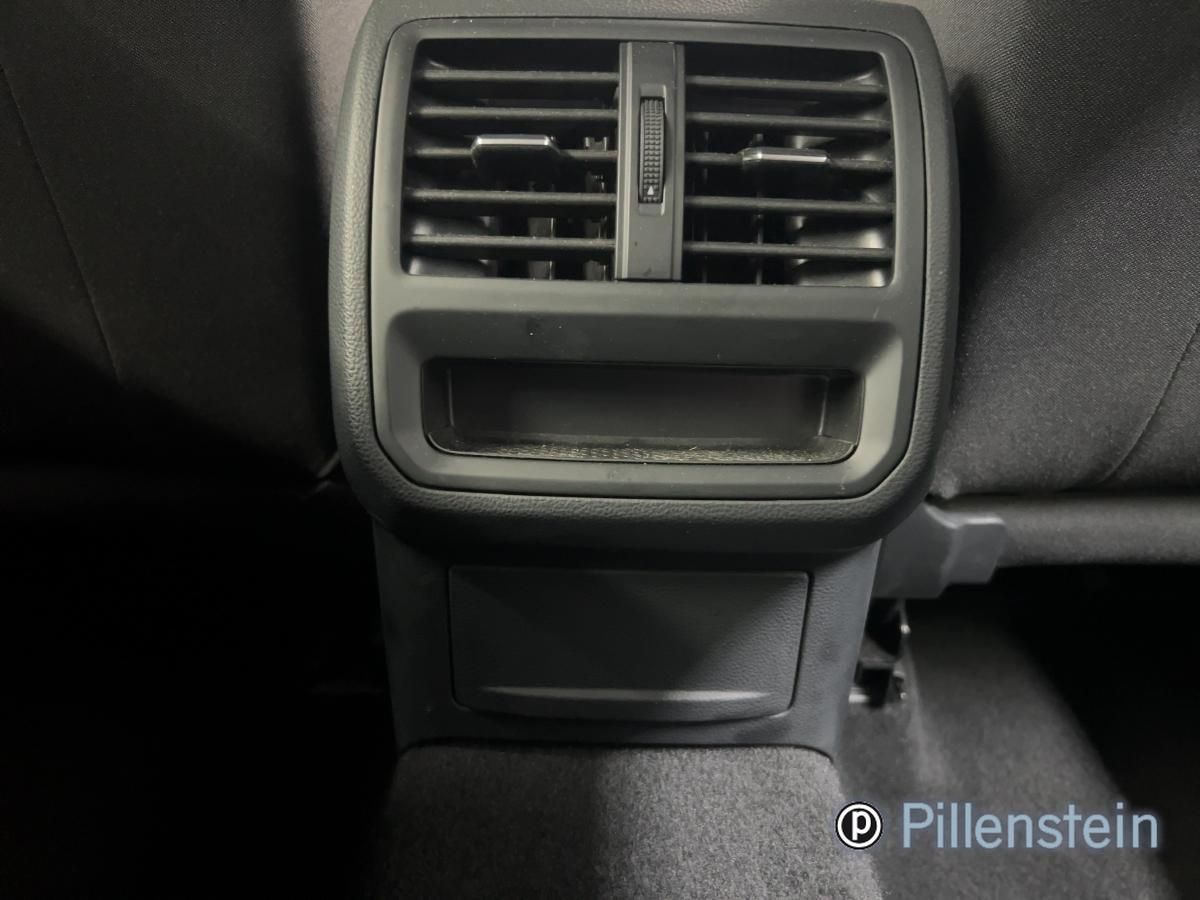 Volkswagen Passat Variant - Bild 13