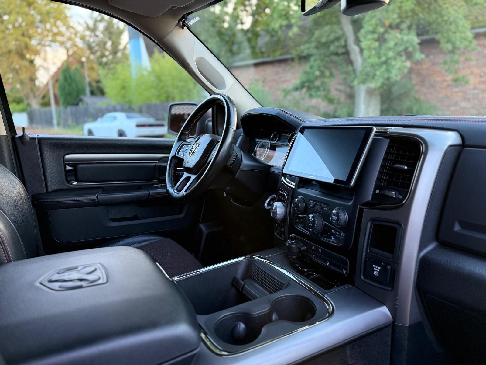 Dodge NAP*SPORT*OFF-ROAD*LIFT*AHK*LED*NAVI*GARANTIE