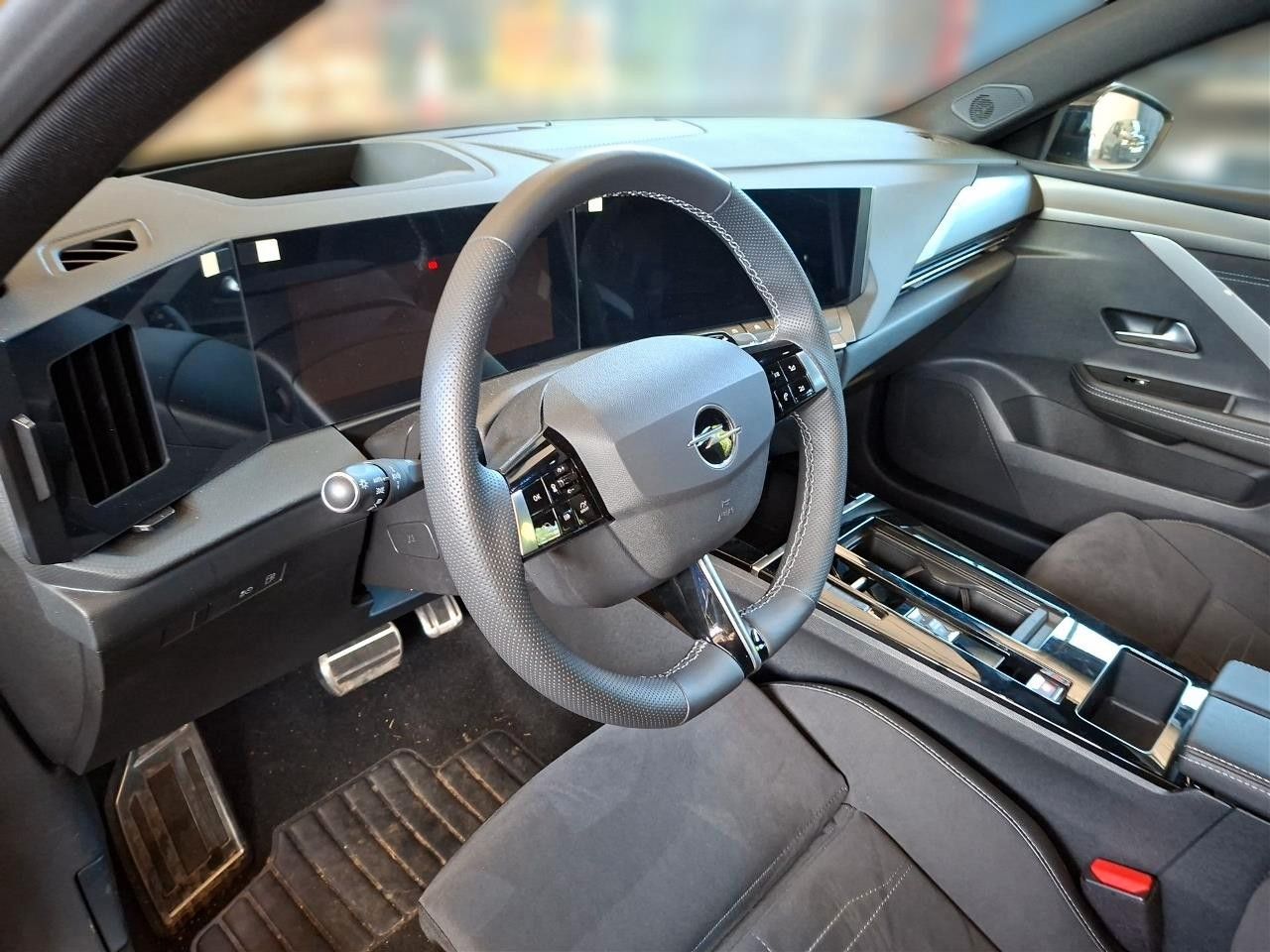 Fahrzeugabbildung Opel Astra L Lim. 1.6 HYBRID GS SPORT NAVI/360°/HUD
