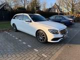 Mercedes-Benz E 220 d T Autom. -