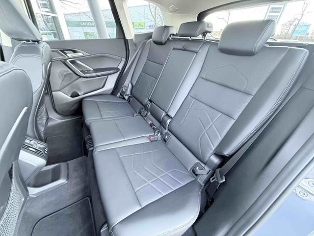 BMW X1 23 d xDrive xLine Panorama Leder AHK ACC foto 10